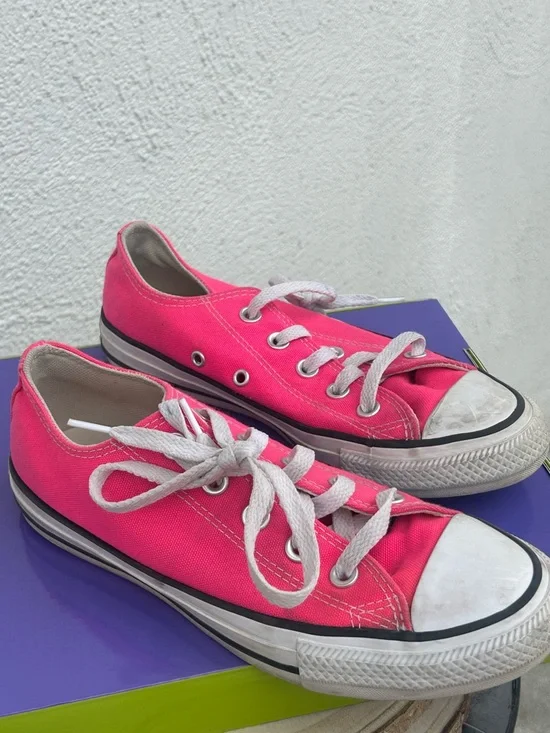 Converse Pink Low Top Canvas Sneakers - Picture 3 of 4